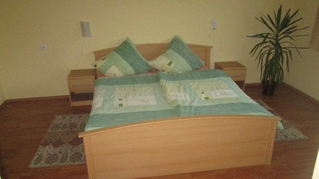 Noclegi Olimp Opole Quarto foto